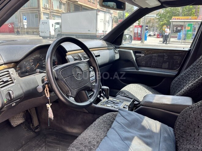 Mercedes E 230 1997, 640,000 km - 2.3 l - Bakı