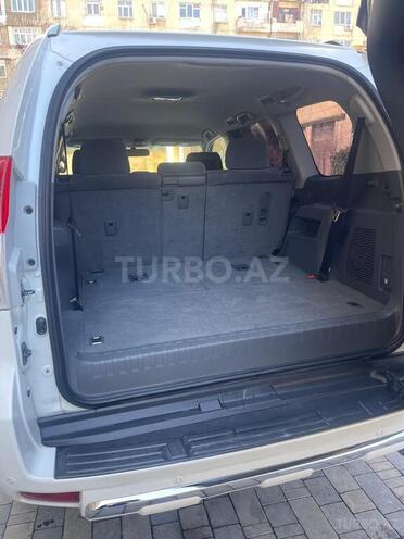 Toyota Land Cruiser Prado 2010, 230,000 km - 2.7 l - Bakı