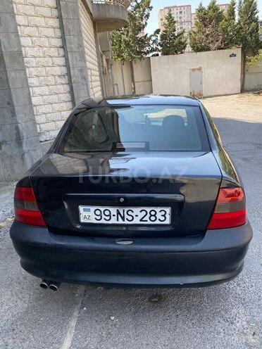 Opel Vectra 1997, 425,000 km - 1.8 л - Bakı