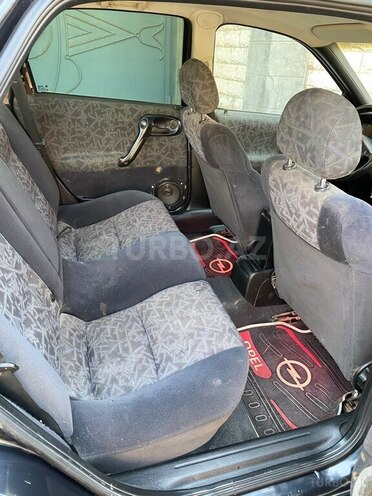 Opel Vectra 1997, 425,000 km - 1.8 л - Bakı