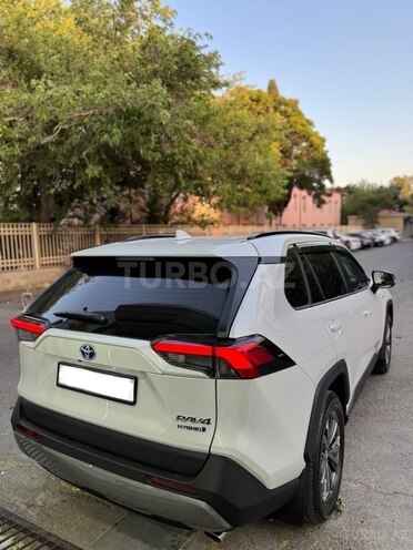 Toyota RAV4 2024, 4,900 km - 2.5 l - Bakı