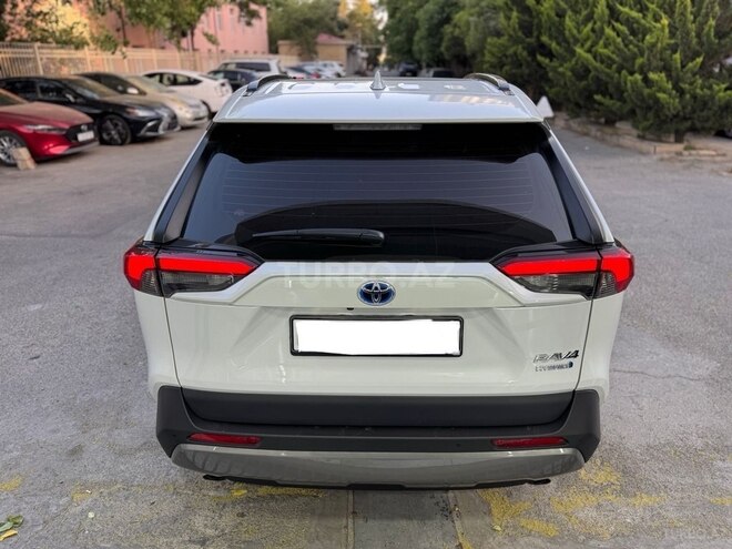 Toyota RAV4 2024, 4,900 km - 2.5 l - Bakı