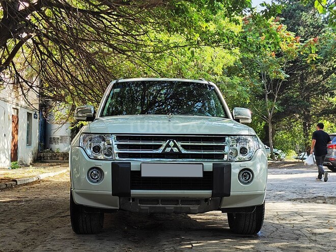Mitsubishi Pajero 2011, 189,000 km - 3.5 l - Bakı