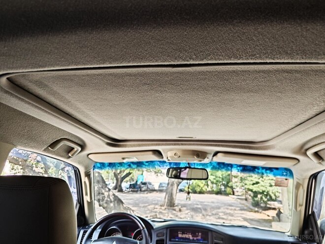 Mitsubishi Pajero 2011, 189,000 km - 3.5 l - Bakı