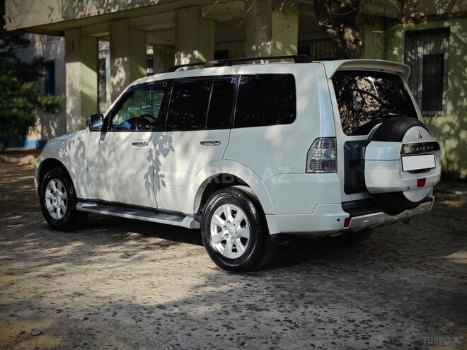 Mitsubishi Pajero 2011, 189,000 km - 3.5 l - Bakı