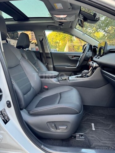 Toyota RAV4 2024, 4,900 km - 2.5 l - Bakı