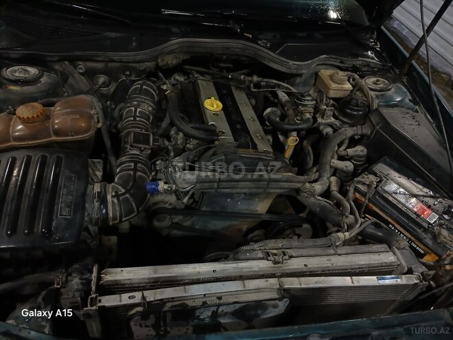 Opel Omega 1996, 152,288 km - 2.0 l - Bakı