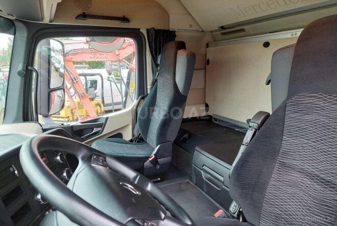 Mercedes Actros 1846 2010, 375,000 km - 12.0 l - Bakı