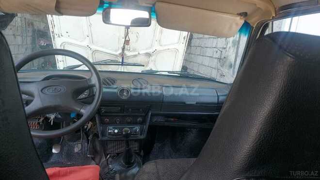 LADA (VAZ) 2106 1985, 280,000 km - 1.6 l - Salyan