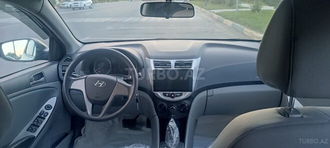 Hyundai Accent 2017, 99,200 km - 1.6 l - Sumqayıt