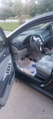 Hyundai Accent 2017, 99,200 km - 1.6 l - Sumqayıt