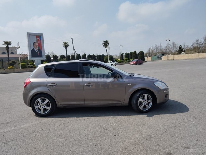 Kia Ceed 2007, 382,000 km - 1.6 л - Bərdə