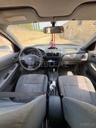 Nissan Sunny 2011, 373,000 km - 1.6 l - Neftçala