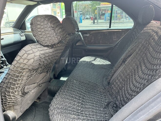 Mercedes E 230 1997, 640,000 km - 2.3 l - Bakı