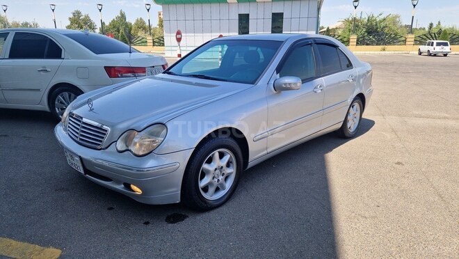 Mercedes C 200 2000, 226,000 km - 2.0 l - Mingəçevir