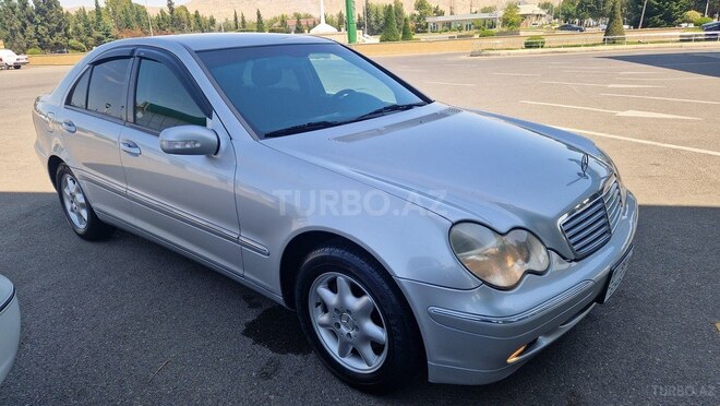 Mercedes C 200 2000, 226,000 km - 2.0 l - Mingəçevir