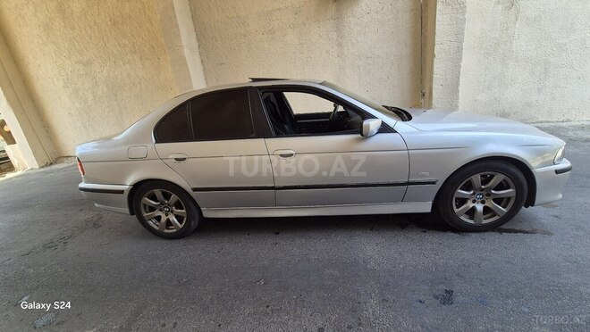 BMW 525 2003, 285,000 km - 2.5 л - Bakı
