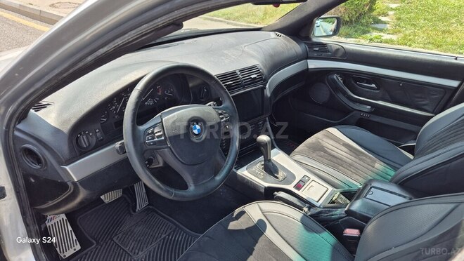BMW 525 2003, 285,000 km - 2.5 л - Bakı