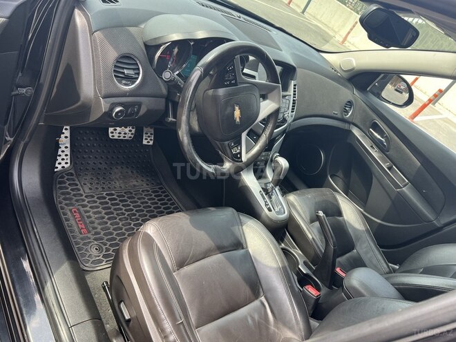 Chevrolet Cruze-8