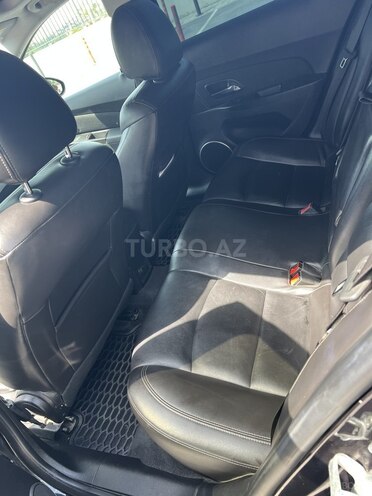 Chevrolet Cruze-9