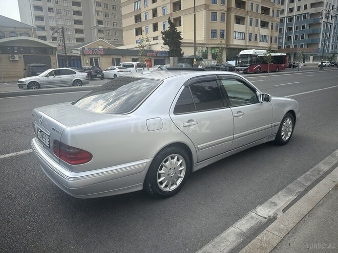 Mercedes E 240 2001, 208,333 km - 2.4 l - Bakı