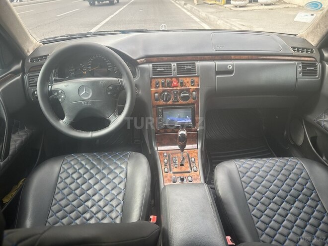 Mercedes E 240 2001, 208,333 km - 2.4 l - Bakı