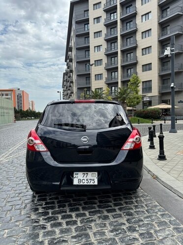 Nissan Tiida-3