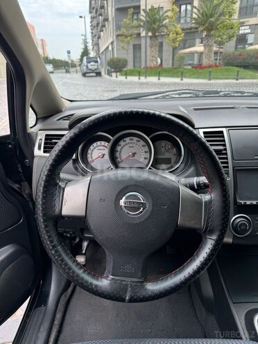 Nissan Tiida-6