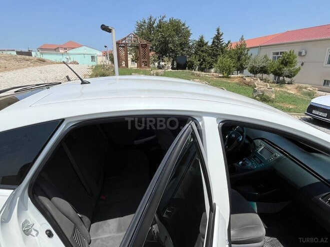 Toyota Prius 2013, 281,635 km - 1.8 л - Bakı