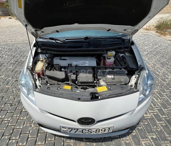 Toyota Prius 2013, 281,635 km - 1.8 л - Bakı