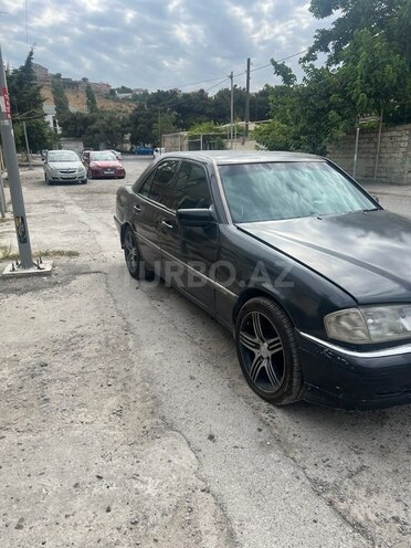 Mercedes C 180 1995, 400,000 km - 1.8 l - Bakı