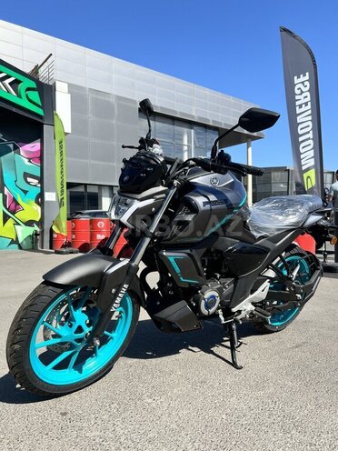 Yamaha FZ-S Fi Hybrid-1
