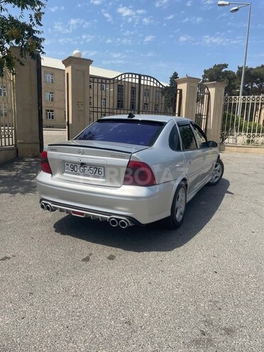 Opel Vectra-3