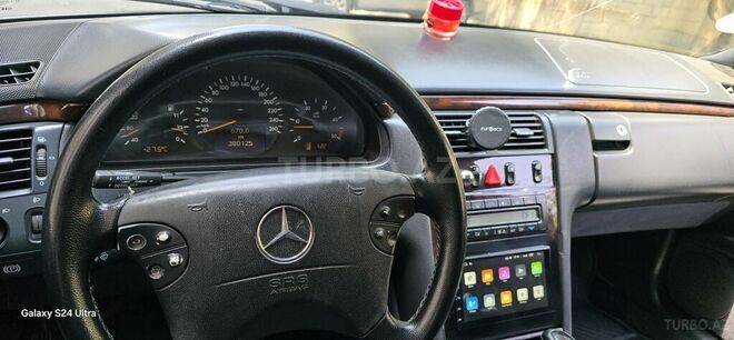 Mercedes E 270 2001, 38,100 km - 2.7 l - Gəncə
