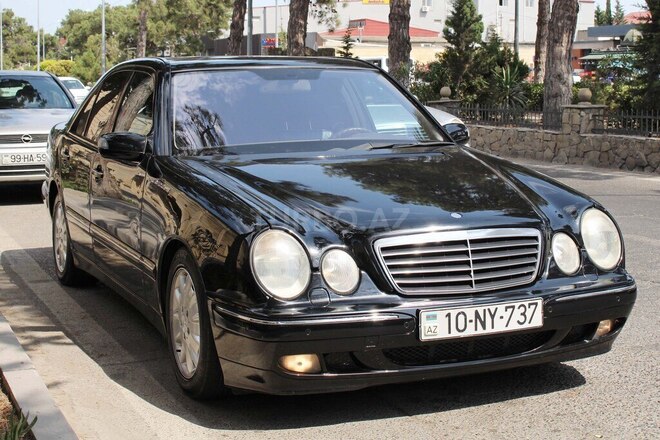 Mercedes E 320 2000, 645,302 km - 3.2 l - Bakı
