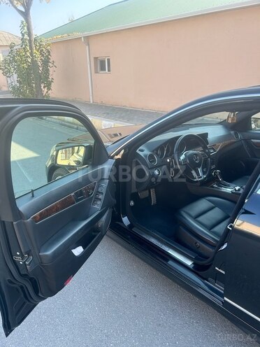 Mercedes C 250 2013, 232,000 km - 1.8 l - Naxçıvan