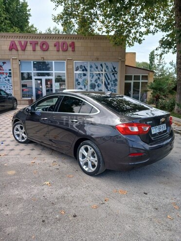 Chevrolet Cruze-4