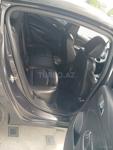 Chevrolet Cruze-10