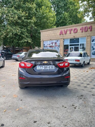 Chevrolet Cruze-5