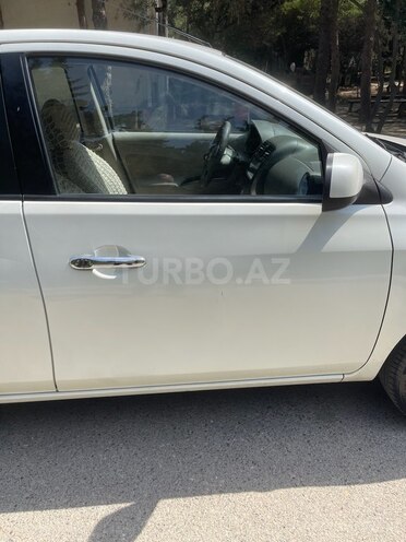 Nissan Sunny 2013, 177,215 km - 1.5 l - Bakı