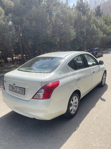 Nissan Sunny 2013, 177,215 km - 1.5 l - Bakı
