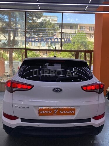 Hyundai Tucson-4