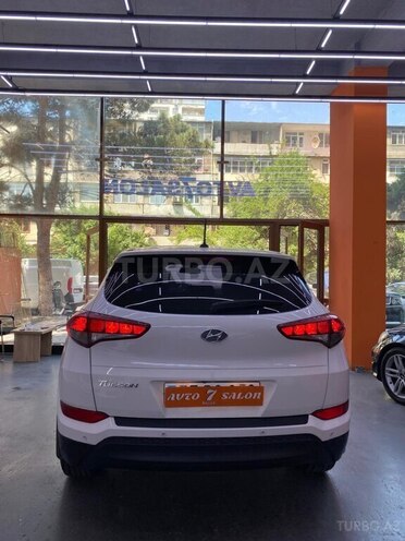 Hyundai Tucson-3