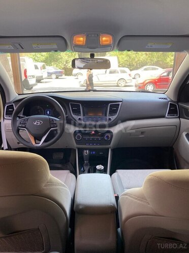 Hyundai Tucson-11