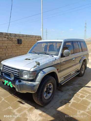 Mitsubishi Pajero 1993, 100,000 km - 2.8 л - Bakı