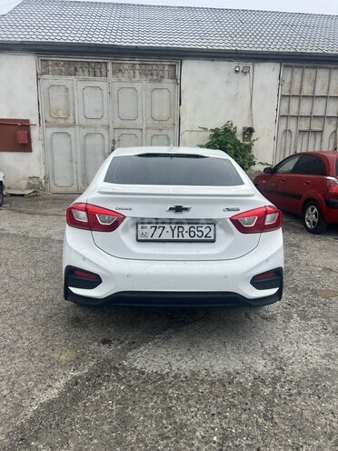 Chevrolet Cruze-6