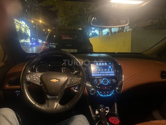 Chevrolet Cruze-2