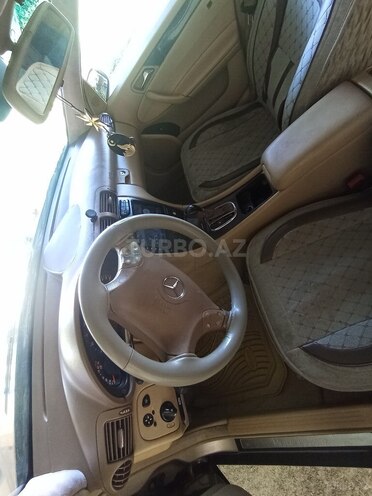 Mercedes C 240 2002, 333,333 km - 2.6 l - Ucar