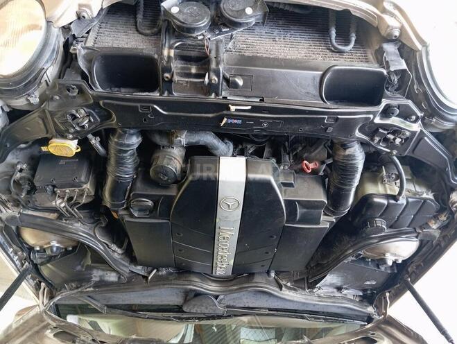 Mercedes C 240 2002, 333,333 km - 2.6 l - Ucar