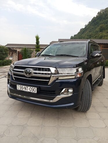 Toyota Land Cruiser 2019, 68,465 km - 4.6 l - Astara